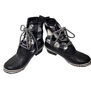 Sorel Women 9.5 Snow Boots White & Black Winter Warm Waterproof Fall Snow Winter